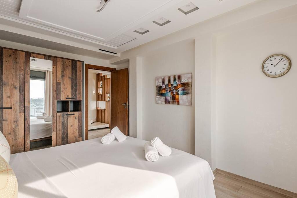 Royale Duplexe Pleine Centre Tanger Daire Dış mekan fotoğraf